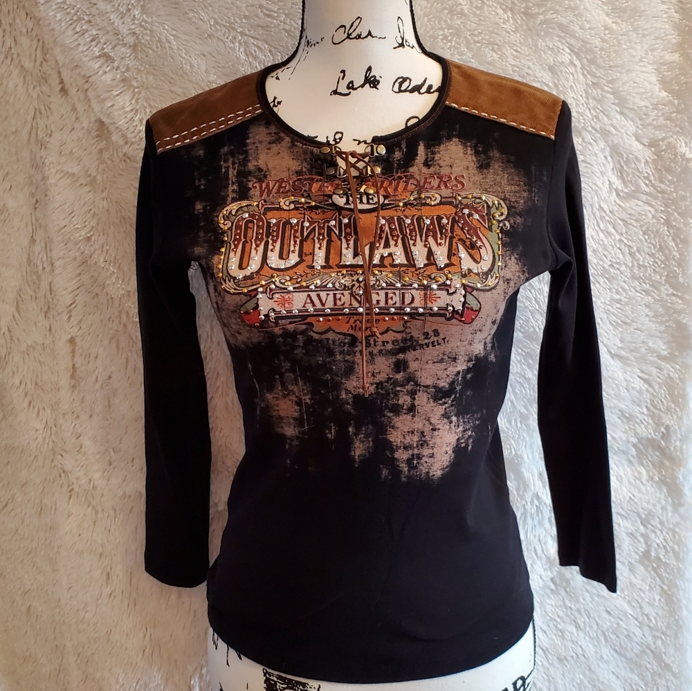 SKINNY MINNIE Graphic Top  - Large